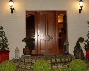 Как выбрать надежную входную дверь