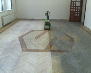 Циклевка паркета: подарите покрытию вторую жизнь