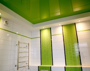 Потолочные натяжные системы в ванной