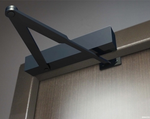 Доводчики для дверей