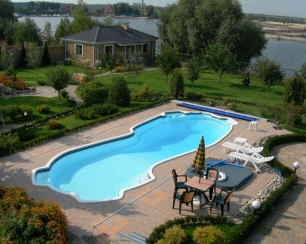 Композитные бассейны и их особенности