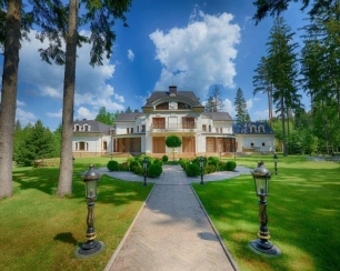 Самые большие дома на продажу в Подмосковье