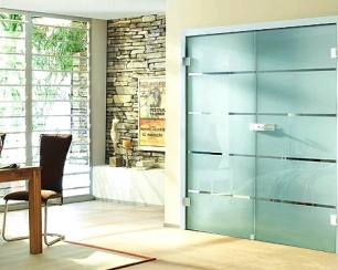 Стеклянные двери – идеальное решение для оформления помещений
