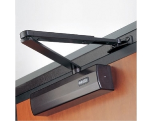 Принцип действия, назначение и виды дверных доводчиков