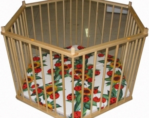 Как изготовить манеж для ребенка своими руками