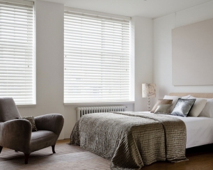 Рулонные шторы защитят