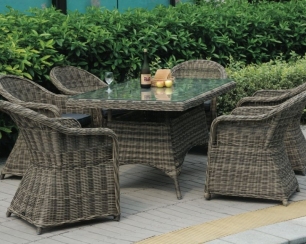 Особенности плетеной мебели, или Зачем она нам нужна в интерьере