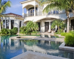 Качественная замена воды в бассейне