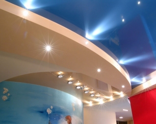 Натяжные потолки и их особенности