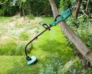 Какой триммер лучше: электрический или бензиновый