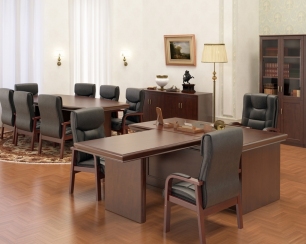 Выбор стола для руководителя с брифингом