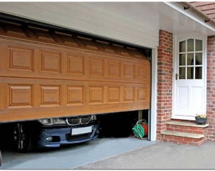 Как выбрать секционные ворота